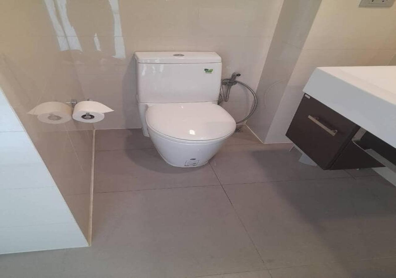 Ban Khlong Samrong Rent-Sale คอนโดสุขุมวิท 1ห้องนอน 1ห้องน้ำ ใกล้ Bts อุดมสุข מראה חיצוני תמונה