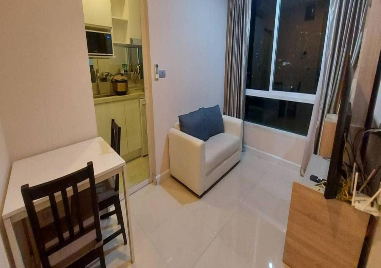 Ban Khlong Samrong Rent-Sale คอนโดสุขุมวิท 1ห้องนอน 1ห้องน้ำ ใกล้ Bts อุดมสุข מראה חיצוני תמונה